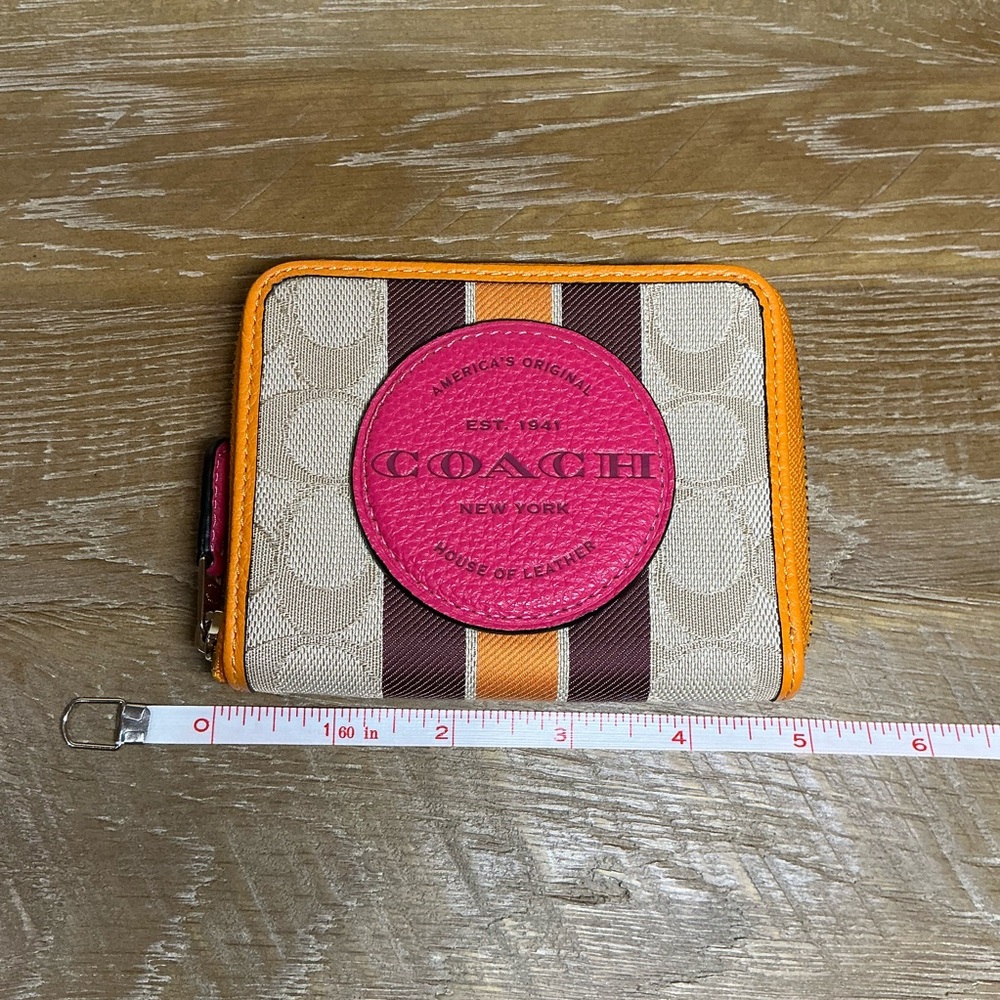 Coach Dempsey Small Zip Around Wallet NWT Orange and Pink - Picture 8 of 12